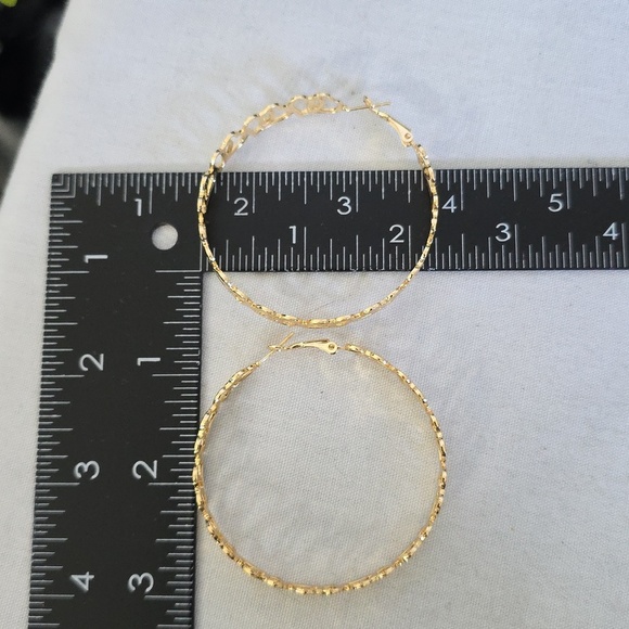 Gold Filled Large Hearts Hoop Earrings - Picture 4 of 10
